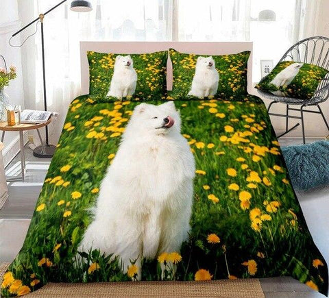 Image of Samoyed Dog Smiling Comforter Set - Beddingify