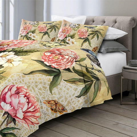 Image of Vintage Pink Flowers Comforter Set - Beddingify