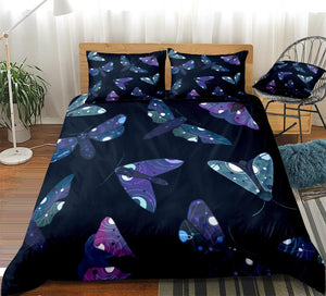 Purple Moth Bedding Set - Beddingify