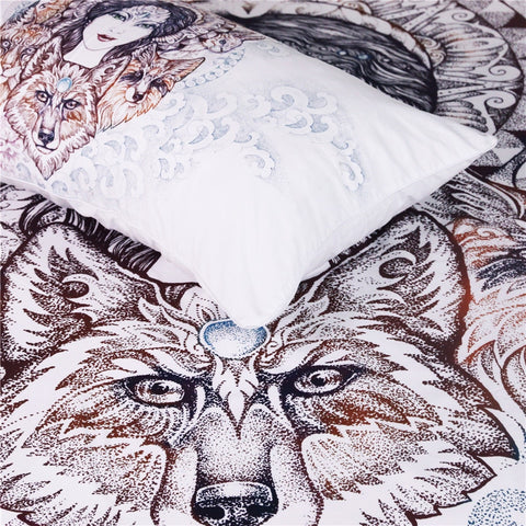 Image of Woman Wolf Bedding Set - Beddingify